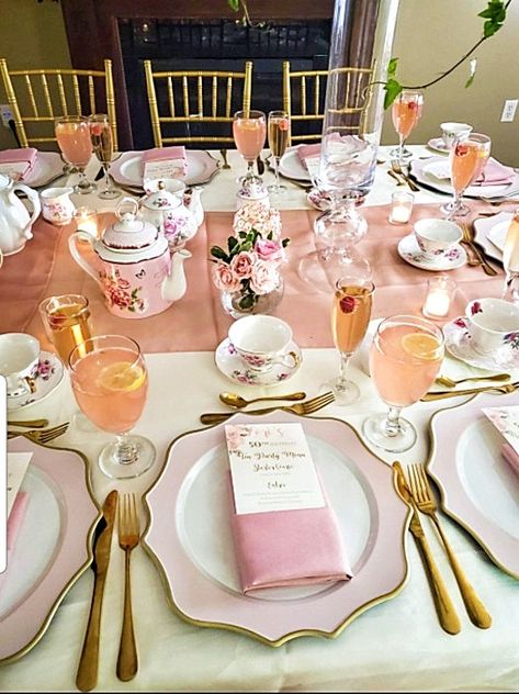 Pink Afternoon Tea Party Ideas, Vintage Afternoon Tea Party, Pink And Gold Tea Party Table Settings, Pink And White High Tea Table Settings, English Tea Birthday Party, Mother And Daughter Tea Party, Tea Party Treat Table, Te Party Birthday, Pink And Yellow Tea Party