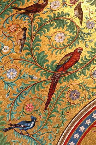 Perroquetmosaïque Mosaic Animals, Mosaic Birds, Mosaic Madness, Marseille France, Byzantine Art, Birds And Flowers, Mosaic Projects, Mosaic Designs, Mesopotamia