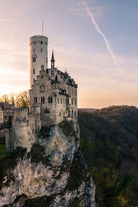 Check out "Lichtenstein Castle" in Germany Lichtenstein Castle, Castle In Germany, Southern Germany, Royal Palaces, Germany Castles, Sacred Spaces, Minecraft Architecture, The Ruins, Sacred Places