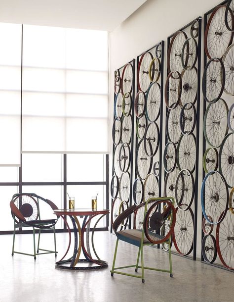 Wheel Wall Art, Art Tables, Bicycle Rims, Old Bicycle, Bicycle Wheel, Bicycle Art, Tables And Chairs, Phillips Collection, Furnishings Design