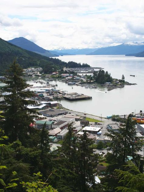 Lesser Known Alaskan Towns: Views from Wrangell, Alaska's Mt. Dewey Overlook Wrangell Alaska, Florida National Parks, Alaska Wildlife, Kenai Fjords, Its Cold, Denali National Park, Fishing Guide, Emerald Coast, Alaska Travel