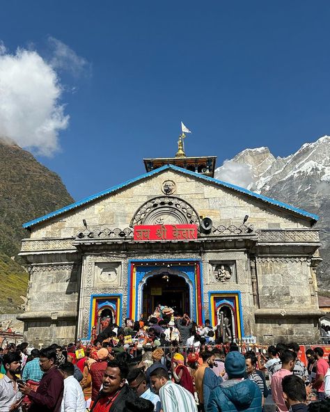 Kedarnath Wallpaper, Ram Mandir Images Hd, Wallpaper Shiva, Kedarnath Temple, Religious Photography, Temple Photography, Doctor Strange Marvel, Spiritual Power, Indian Architecture