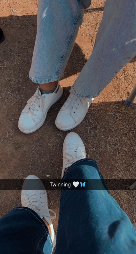 #fashion #aesthetic #pinterest #besties #friends #sneakers #cuteoutfit Shoes Snap With Friends, Pinterest Besties, Shoes Snap, Ram Ji Photo, Sunset Quotes Instagram, Ram Ji, Snap Snapchat, Quotes Instagram, Face Aesthetic