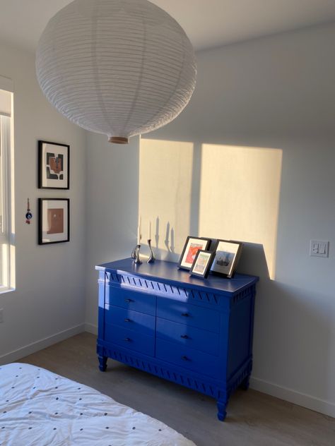 Scandinavian decor. Cobalt blue dresser. Cobalt Blue Accents Decor, Electric Blue Furniture, Royal Blue Dresser, Cobalt Blue Furniture, Blue Dresser Bedroom Ideas, Cobalt Blue Home Decor, Cobalt Blue Art, Scandi Dresser, Cobalt Blue Interior