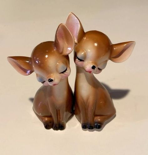 gia Vintage Bambi, Terrence Loves You, Mia 3, Cute Little Things, Pics Art, 로고 디자인, Salt And Pepper Shakers, Salt Pepper Shakers, Salt Pepper