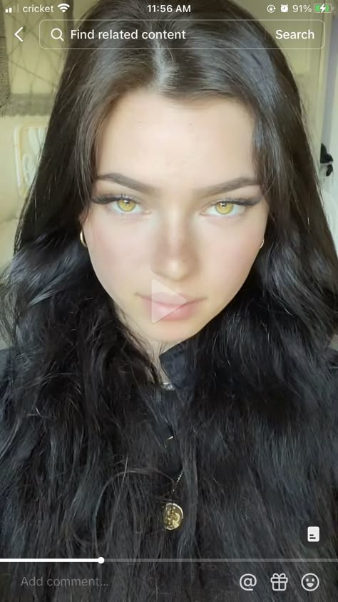 Amber Colored Eyes, Amber Eyes Color, Light Green Eyes, Teenage Mom, Face Vision Board, Girl Faceclaim, Unique Eyes, Dream Face, Amber Eyes