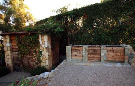 Three Bin Compost System in French-Inspired Vegetable Garden, Gardenista -- how to recreate this look at home! Compost System, Country Garden Landscaping, Compost Bins, Small Garden Landscape, Ferns Garden, Potager Garden, Garden Compost, French Garden, Garden Tours