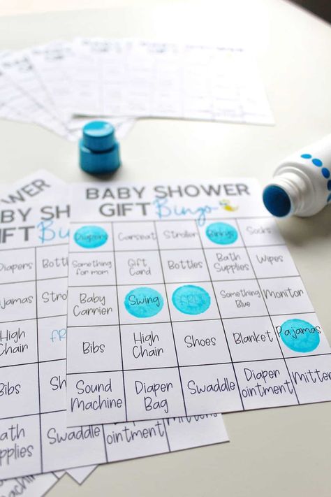 Baby Shower Bingo! A great activity to entertain party guests while the mama-to-be opens gifts! Printable baby shower activity Baby Shower For Boys Ideas, Baby Shower Parents Baby Pictures, Baby Shower Activity Ideas, Baby Shower Prize Ideas For Guests, Baby Shower Stations, Baby Shower Unique Ideas, Baby Shower Activities For Guests, Baby Shower Diy Decor, Baby Shower Games For Kids