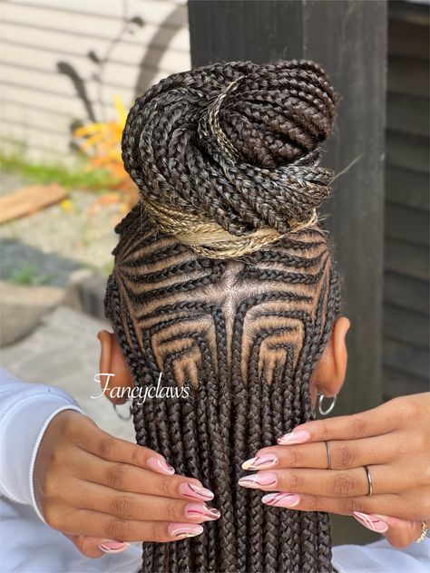 Cornrows Braids For Black Women 2023, Bob Braids Hairstyles, Cornrows Braids For Black Women, Braided Hairstyles For Black Women Cornrows, Different Hair Types, Braids For Black Women, Braided Cornrow Hairstyles, Feed In Braid, Back To School Hairstyles