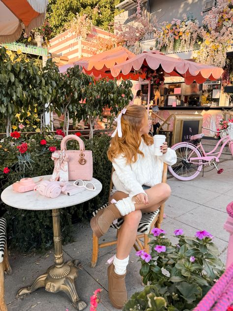 Strawberry blonde girl wearing pink hair bow, white sweater, legwarmers and uggs. Fashion Pink Aesthetic, Style Uggs, Fits Casual, Aesthetic Ballet, Pink Fur Coat, Cozy Streetwear, Coffee Date Outfits, Cozy Fall Outfits, Winter Coffee