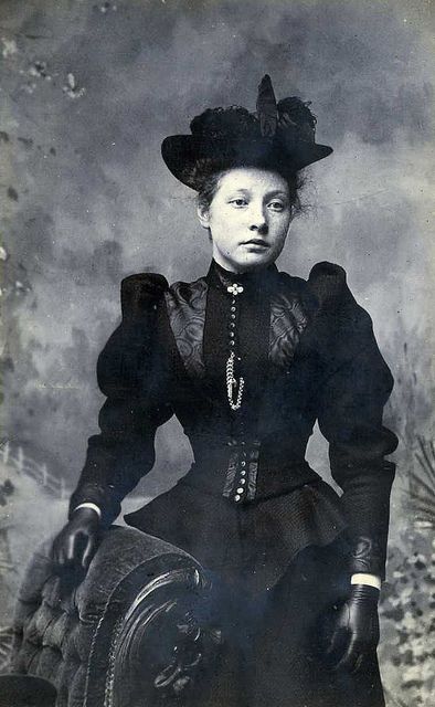 Alice Gibson, 1894. I love a good black Victorian dress, especially from the 1870's-90's. So elegant. Black Victorian Dress, Flickr Com, Victorian Photos, Last Ride, Victorian Goth, Tilda Swinton, Victorian Clothing, Victorian Women, Foto Vintage