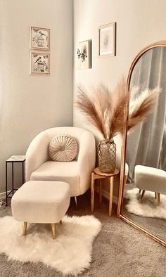 Cosy Corner Bedroom, Ideas Cuarto, Stylish Room Decor, Luxury Living Room Decor, Easy Room Decor, Apartment Living Room Design, Living Room Corner, Casa Vintage, Home Decor Modern