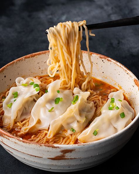 Dumpling Noodle Soup, Noodles And Sauce, Spicy Peanut Noodles, Marion's Kitchen, Noodle Recipe, Salad Pasta, Chicken Soup Recipes, Food Goals, Comfort Foods