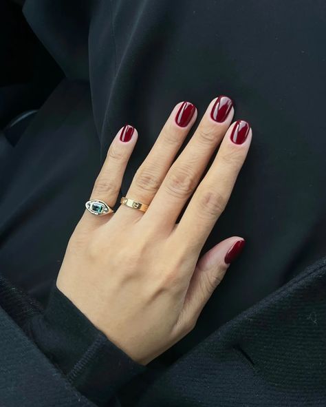 Cherry Mocha Nails, Opi Red Nail Polish, Red Nail Polish Colors, Mocha Nails, Dark Red Nail Polish, Dark Red Nails, Opi Nail Colors, Wine Nails, Celebrity Nails