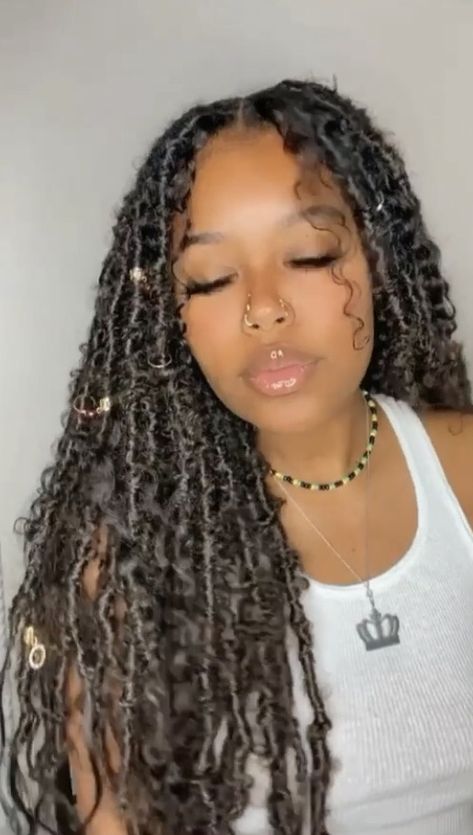 Corn Rows, Butterfly Locs, Twist Braid, Faux Locs Hairstyles, Twist Braid Hairstyles, Holiday Hairstyles, African Braids Hairstyles, Hair Crush, African Braids