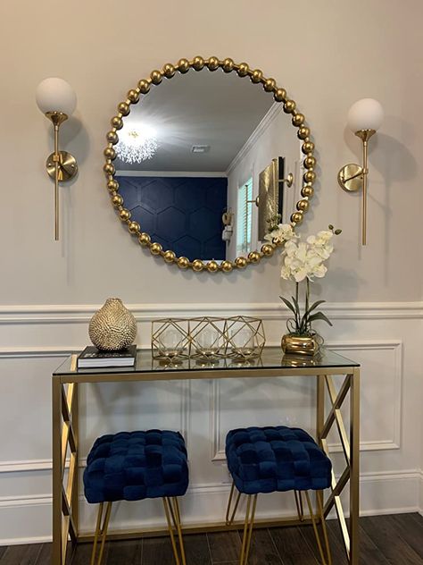 Art Deco Style Interior, Blue Living Room Decor, Console Table Decorating, Entryway Table Decor, Living Room Decor Colors, Apartment Living Room Design, Home Entrance Decor, Home Design Living Room, Apartment Decor Inspiration