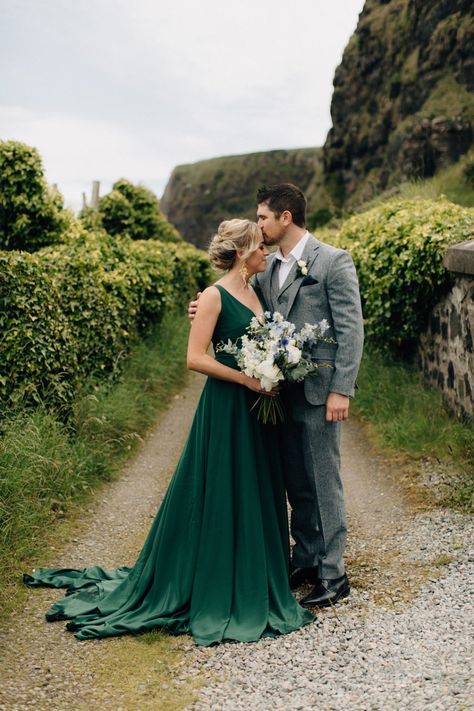 Forest Green Wedding Dress Brides, Green Wedding Dress Bride, Green Emerald Wedding Dress, Haute Couture, Emrald Green Wedding Dress, Sea Green Wedding Dress, Emerald Green Wedding Dress Gowns, Emareld Green Wedding Dress, Forest Green Wedding Gown