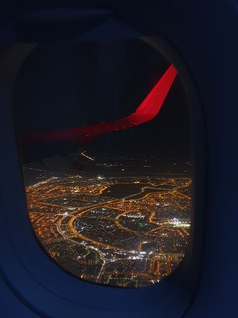 Glitter Glow Citylights Sparkles Airplane Night Cairo International Airport, Cairo Airport, Night Flight, Airport Travel, Jeddah, Cairo, Day Off, Airplane View, Travel