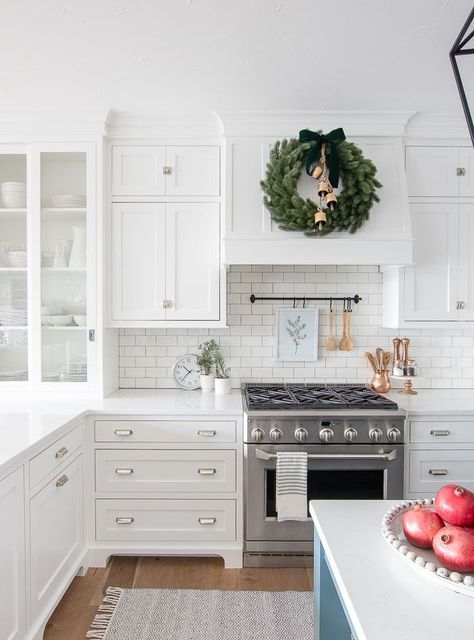 Kitchen vent hood