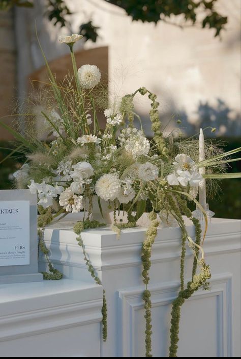 Altar Florals, Unstructured Floral Arrangements Wedding, Contemporary Wedding Ceremony, Wedding Flower Pedestal, Vintage Wedding Florals, Organic Wedding Florals, Wedding Bar Arrangement, Green Garden Wedding, California Coastal Wedding