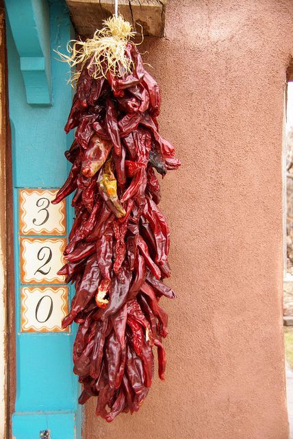 A two year old girl died after her caretaker allegedly poisoned her with chili powder Chili Peppers Decor, Cactus Wood, Dried Chili Peppers, Dried Peppers, Southwestern Home, Santa Fe Style, Six Words, Hot Peppers, Chile Pepper