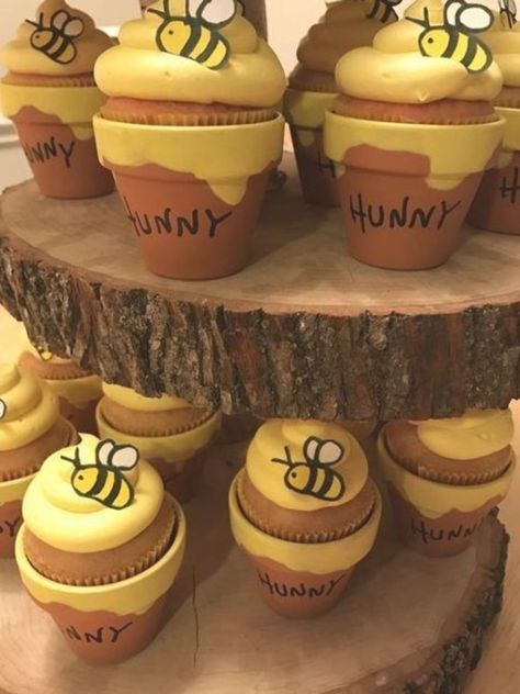 Winnie The Pooh Pots Diy, Winnie The Pooh Gender Reveal Cupcakes, Honey Pot Baby Shower Ideas, Bee Themed Food Snacks, Vintage Winnie The Pooh Cupcakes, Adult Winnie The Pooh Party, Whinne Pooh Baby Shower Ideas, Honey Bee Baby Shower Ideas Boy, Winnie The Pooh Snack Ideas