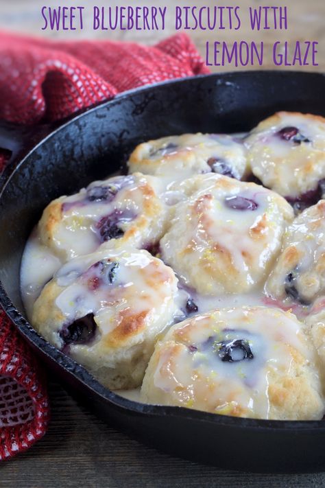 These Sweet Blueberry Biscuits with Lemon Glaze are soft, fluffy and loaded with fresh blueberries and they’re finished with a fresh lemony glaze that sends them right over the top! I dare you to eat just one!! #blueberry #blueberrybiscuits #lemonglaze #breakfast #bread Biscuits Blueberry, My Country Table, Blueberry Biscuits, Berry Recipes, Breakfast Board, Scrumptious Food, Country Table, Blueberry Breakfast, Biscuit Rolls