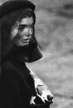 Elliot Erwitt Arlington, Virginia (cropped), 1963. Jaqueline Kennedy. John F. Kennedy funeral Elliott Erwitt, American Photography, John Fitzgerald, Jackie O, American Presidents, White Photo, The New Yorker, Grace Kelly, First Lady