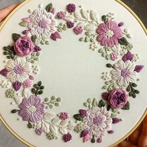 Embroidery Hoop Art Diy, Simple Hand Embroidery Patterns, Ribbon Embroidery Tutorial, Wedding Embroidery, Diy Embroidery Designs, Hand Embroidery Patterns Flowers, Floral Embroidery Patterns, Diy Embroidery Patterns, Hand Embroidery Tutorial