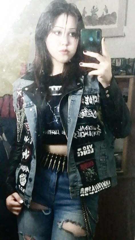 80s Metal Head Outfits, Battle Jacket Outfit, Metalhead Outfits Women, Heavy Metal Aesthetic Outfits, 80s Metal Fashion Women, 80s Punk Fashion Women, Metalhead Women, Thrash Metal Outfit, Metal Outfits Women