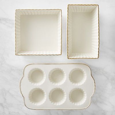 Williams Sonoma Gold-Rimmed Ceramic 3-Piece Bakeware Set #williamssonoma Glass Bakeware Set, Bakeware Organization, Bakeware Storage, Glass Bakeware, Ceramic Bakeware, Bakeware Set, Cute Kitchen, Pot Lids, Container Store