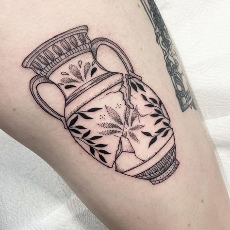 Greek Vessel Tattoo, Roman Pottery Tattoo, Greek Pot Tattoo, Kintsugi Vase Tattoo, Kintsugi Watercolor, Be Love Tattoo, Broken Vase Tat, Roman Vase Tattoo, Vintage Vase Tattoo