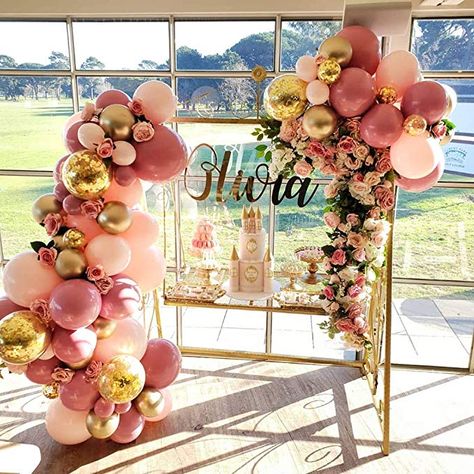 Pink And Gold Balloons, Décoration Baby Shower, Baby Shower Balloon Decorations, Holiday Balloons, Fiesta Party Decorations, Rose Fushia, Glitter Balloons, Gold Confetti Balloons, Metallic Balloons