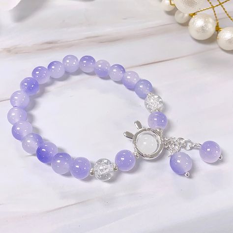 [Size] In picture : 16 cm Bead : 8 mm Bracelet Inspo Aesthetic, Friends Bracelets, Girly Bracelets, Makeup Images, Bracelet Inspo, Bracelets Ideas, Glass Bead Bracelet, Fun Christmas Crafts, Wire Jewelry Designs