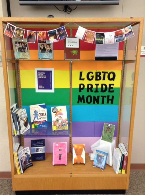 Summer Library Book Displays - LGBTQ Pride Month (June) Pride Book Display, Lgbtq Ideas, Pride Display, Bookstore Ideas, Cultural Appreciation, Month Ideas, Lgbt Quotes, Library Book Displays, Book House