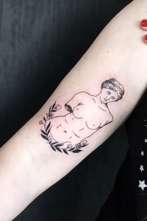 1920s Inspired Tattoos, Venus Bust Tattoo, Aphrodite Tattoos, Spirituality Tattoos, Milo Tattoo, Statue Tattoos, Twelve Olympians, Aphrodite Tattoo, Venus Aphrodite