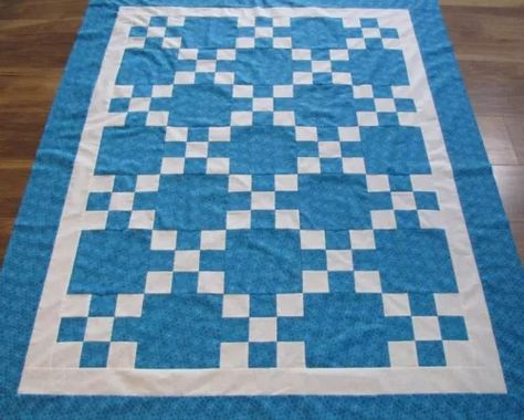 bks-bkb | eBay Turquoise Quilt, Baby Quilt Patterns Easy, Homemade Signs, Irish Chain Quilt, 9 Patch Quilt, Two Color Quilts, Block Style, Baby Quilt Patterns, Quilt Block Tutorial