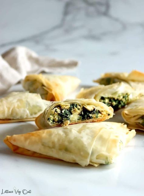 Vegan Spanakopita Triangles Recipe with Tofu (Dairy Free, Eggless) - Lettuce Veg Out Spanakopita Triangles Recipe, Mediterranean Buffet, Vegan Spanakopita, Spanakopita Triangles, Spanakopita Recipe, Dairy Free Appetizers, Greek Spinach Pie, Vegan Appetizers Recipes, Vegan Appetizer