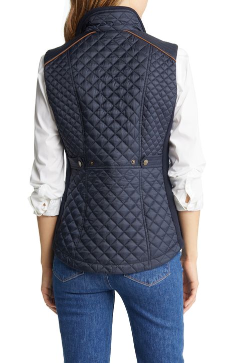 Quilted vest outfit