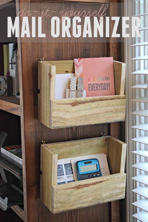 Pallet Projects: How to Make 11 Unique DIY Projects | Diva of DIY Organize Mail, Diy Mail Organizer, Diy Mail, Pallet Projects Easy, Diy Organizer, Desk Organization Diy, Scrap Wood Projects, Diy Holz, Mail Organizer