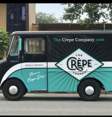 Crepe Food Truck Ideas, Blue Food Truck, Crepe Truck, Crepe Food Truck, Food Van Design, Orlando Food, French Blue Wedding, Euphoria Party, Truck Logo