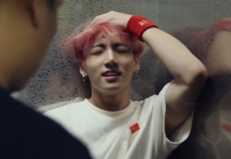 Jungkook Pelo, Jungkook Cherry, Hair Gif, Cherry Hair, Documentary Movies, Jung Kook, Baby Star, The Movie, Jeon Jungkook