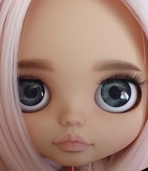 Blythe Face Up, Luna Rabbit, Teardrop Tattoo, Mixed Media Sculpture, Blythe Custom, Doll Makeup, Custom Blythe, Textile Jewelry, Doll Eyes