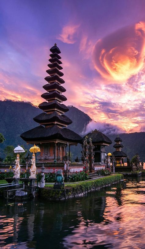 bali Bali Waterfalls, Bali Style Home, Temple Bali, Jimbaran Bali, Bali Sunset, Bali Honeymoon, Bali Itinerary, Bali Holidays, Cotton Candy Sky