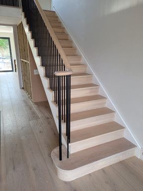 Metal Spindles Staircase, Staircase Contemporary, Staircase Spindles, Stairs Cladding, Transitional Staircase, Oak Handrail, Metal Spindles, Carpet Staircase, Bespoke Staircases