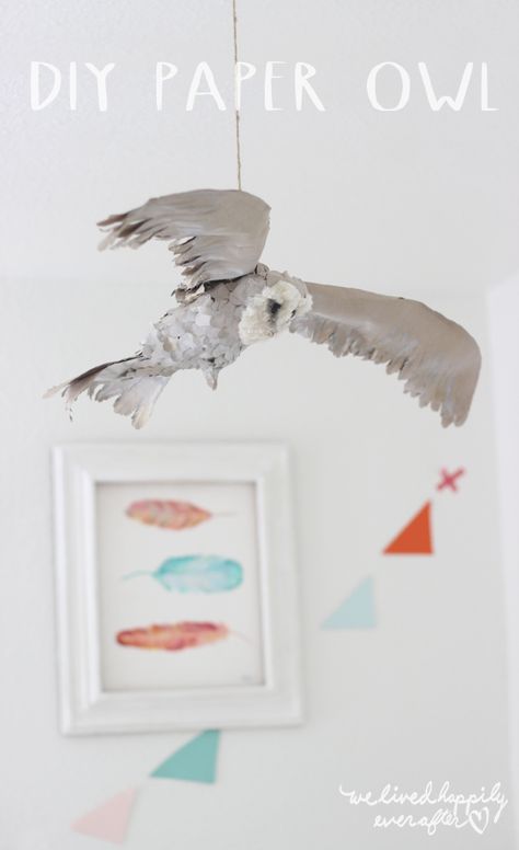 Hey Everyone! Today I am sharing the last DIY taxidermy stuffed animal from June’s Room. I really wanted to do a bird for June’s animal room, and my husband came up with the brilliant idea of an owl! June loves her owl & points up at it every night, saying, “Owl mommy!” I was worried … Owl Tutorial, Harry Potter Owl, Festa Harry Potter, Paper Owls, Anniversaire Harry Potter, Theme Harry Potter, Harry Potter Halloween, Owl Crafts, Harry Potter Crafts