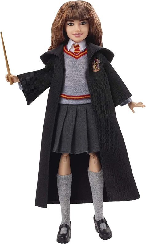 (1-in) with Hogwarts Uniform, Gryffindor Robe and Wand Harry Potter Barbie, Hogwarts Style, Harry Potter Action Figures, Owl Diy, Magic Kids, Harry Potter Dolls, Hogwarts Uniform, Harry Potter Merch, Gryffindor Slytherin