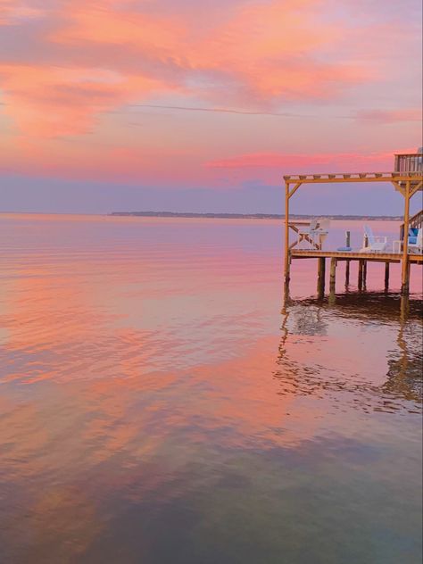 Pastel sunset water view aesthetic Trending Pins, Aesthetic Sunset, Pink Pastel, Coral, Florida, Tumblr, Water, Pink, Pins