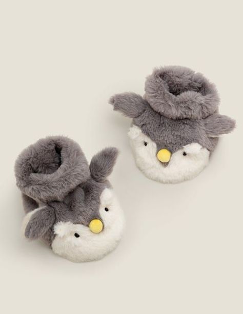 Penguin Slippers, Shale Grey, Baby Closet, Our Baby, Cool Baby Stuff, Newborn Outfits, Future Baby, Future Kids