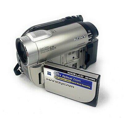 SONY HANDYCAM DIGITAL VIDEO CAMERA RECORDER DCR-DVD650 WIDE... Sony Handycam, Camera Recorder, Retro Gadgets, Digital Video Camera, Haikou, Vie Motivation, Digital Video, Vintage Cameras, Video Camera